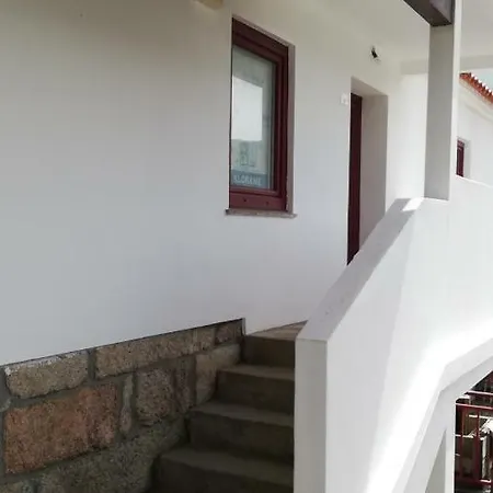 شقة Casa Largo Da Vila Ruivãis